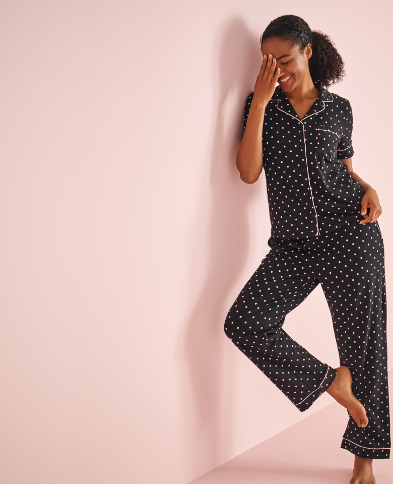 PAJAMAS-MOB.jpg