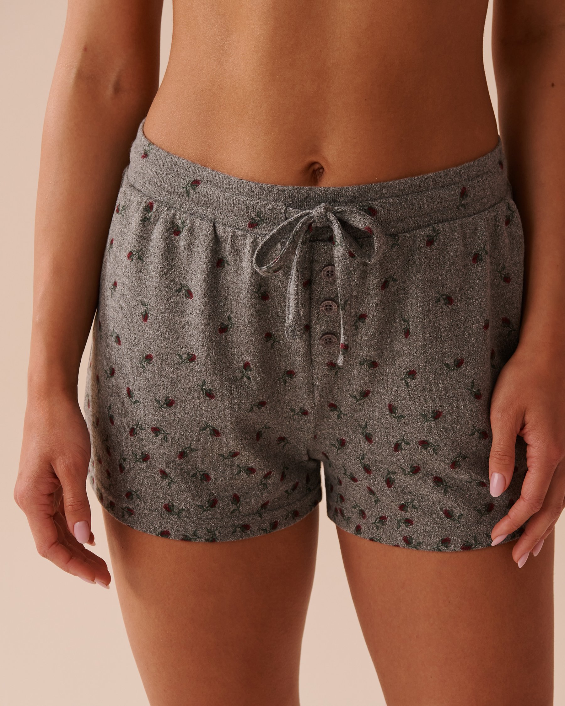 LA VIE EN ROSE Short de pyjama en fibres recyclées imprimé roses Petites roses 40200593 - View1
