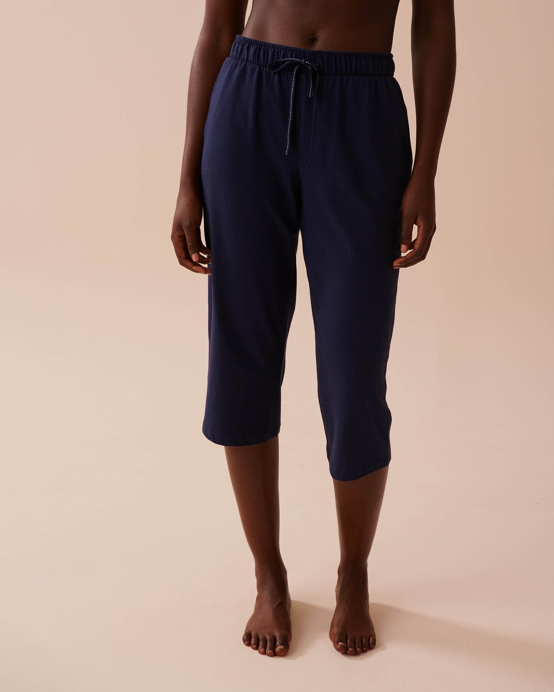 LA VIE EN ROSE Capri de pyjama en coton uni Bleu nuit 40200608 - View1