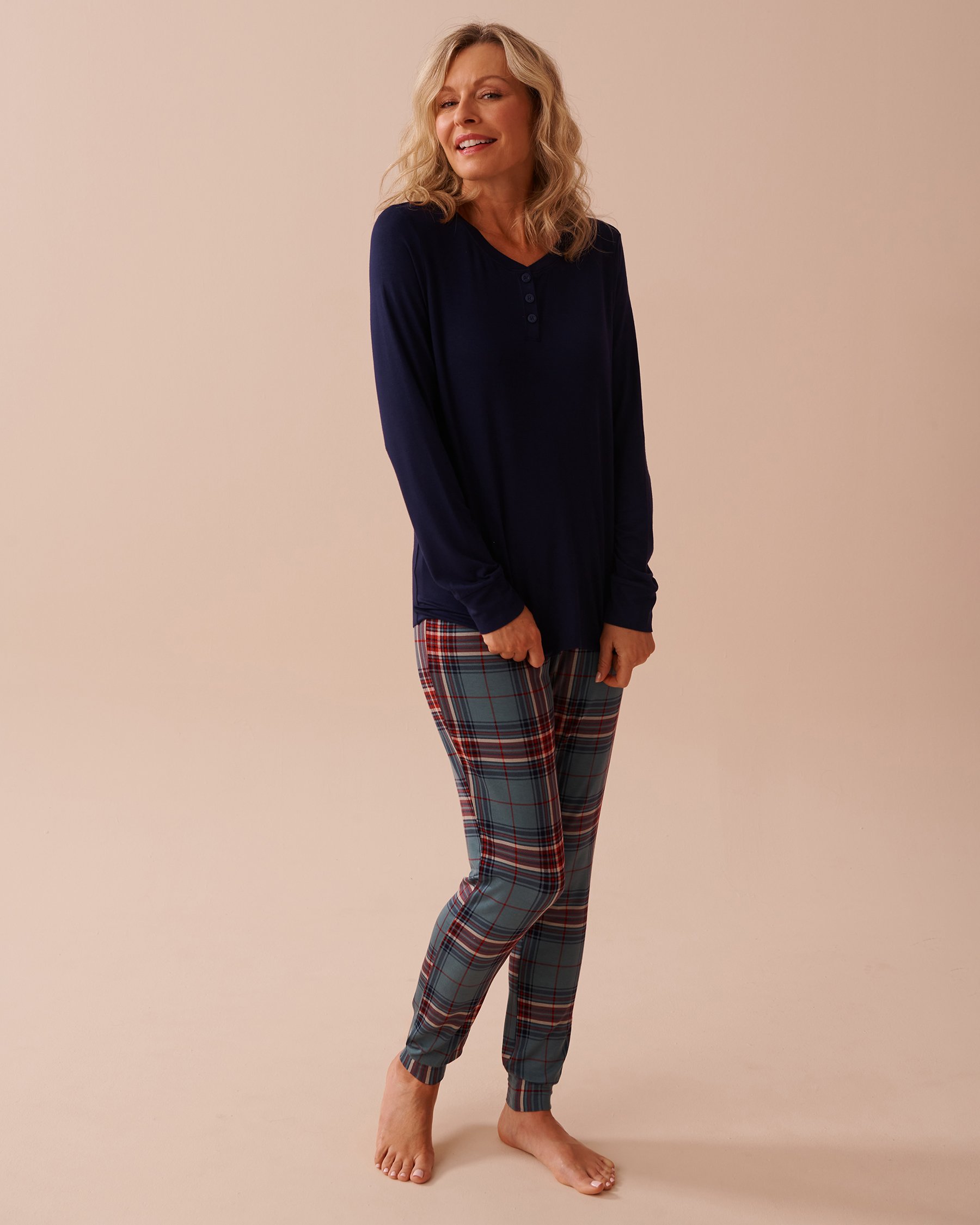 LA VIE EN ROSE Green & Red Plaid Long Sleeve PJ Set Green & Red Plaid 40400071 - View1