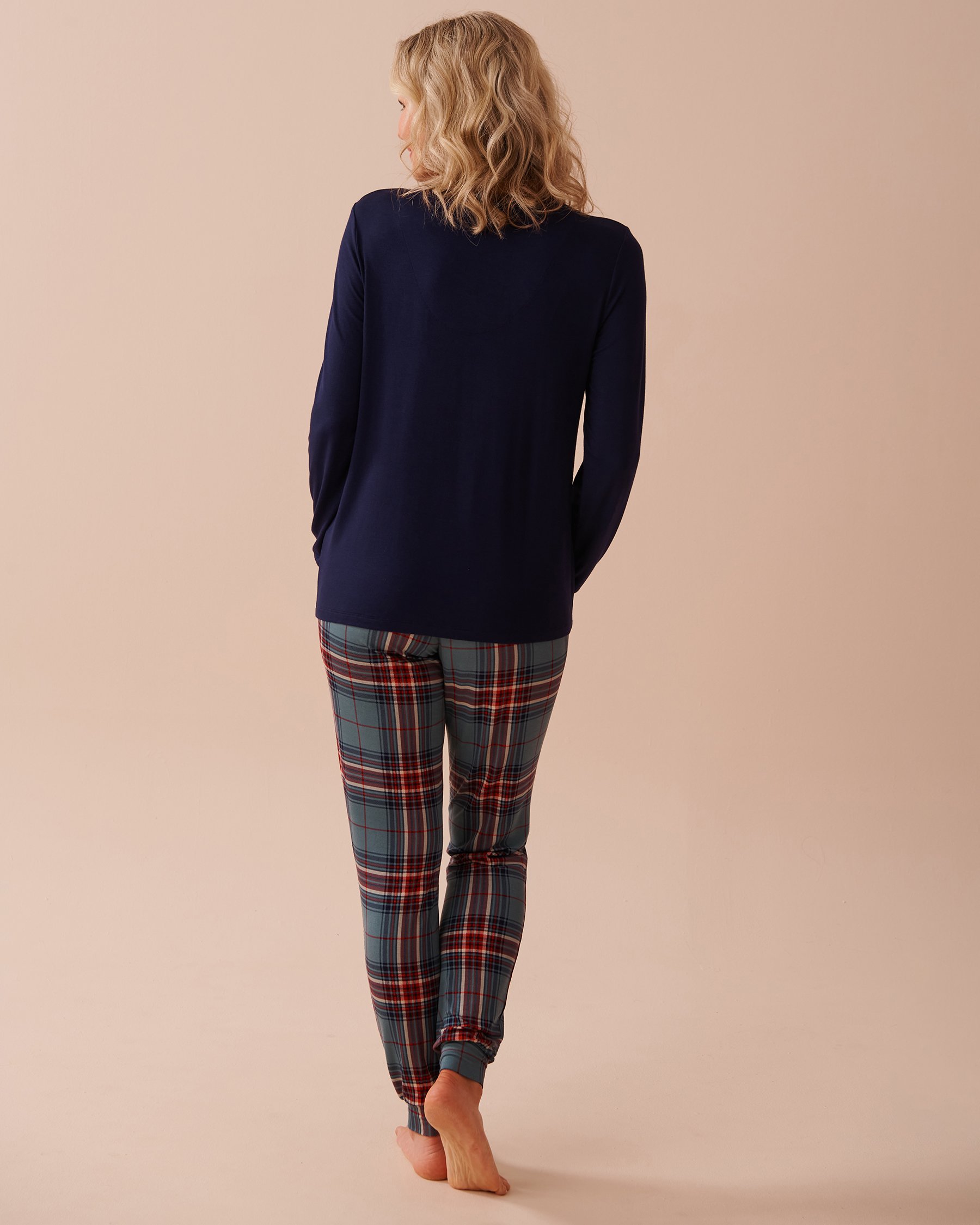 LA VIE EN ROSE Green & Red Plaid Long Sleeve PJ Set Green & Red Plaid 40400071 - View2