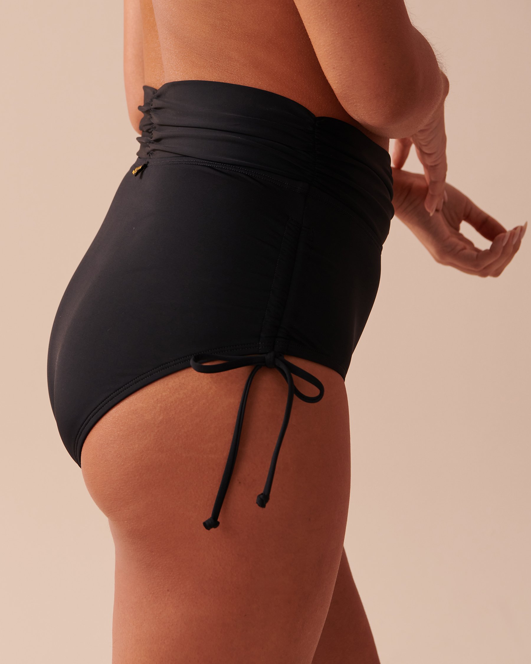 LA VIE EN ROSE AQUA BLACK Side Tie High Waist Bikini Bottom Black 70300532 - View2