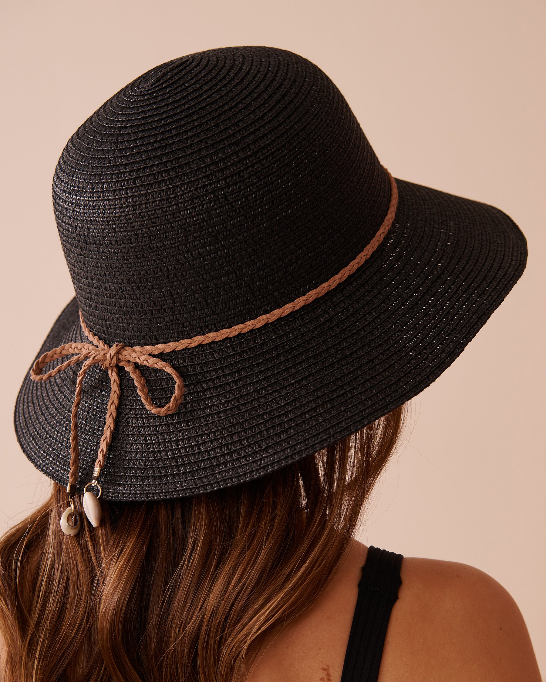 LA VIE EN ROSE AQUA Cloche Hat with Seashells Black 80500109 - View2
