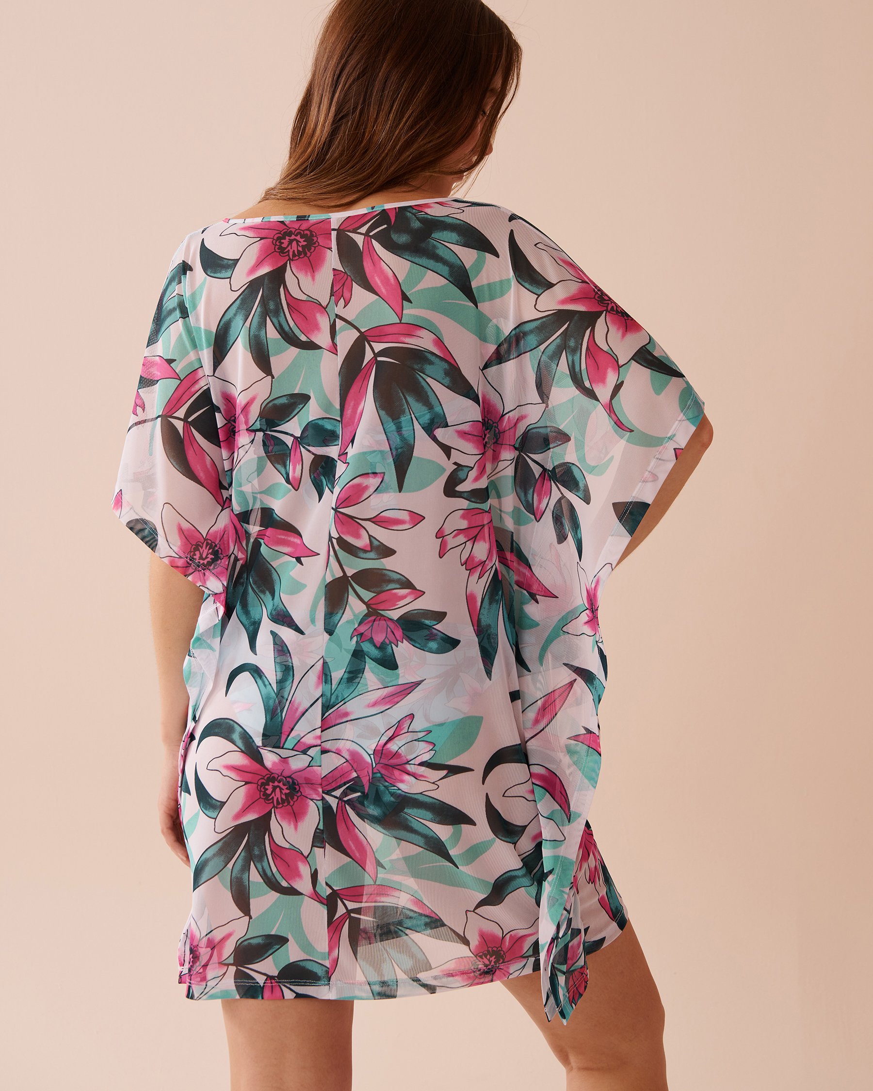 LA VIE EN ROSE AQUA Floral Mesh Poncho Beach Blooms 80400062 - View2