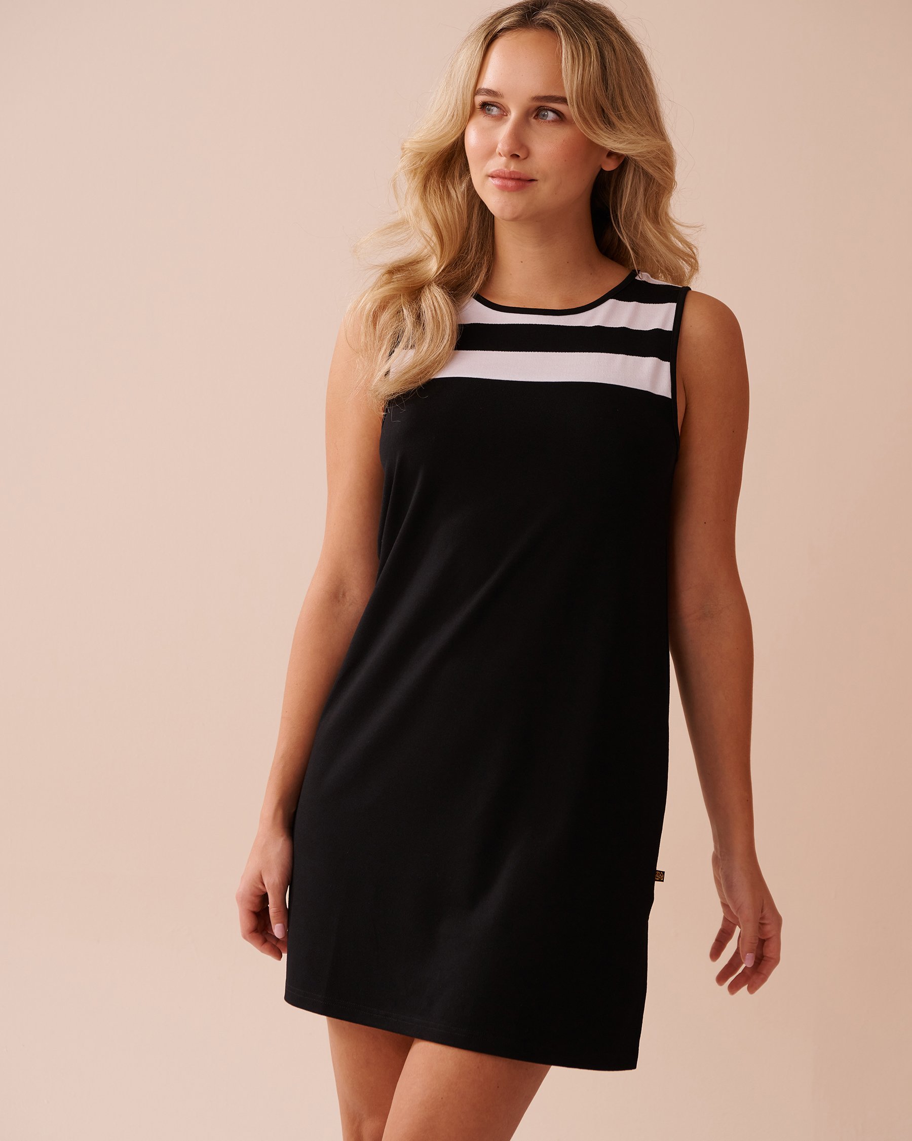 LA VIE EN ROSE AQUA Striped Jersey Dress Striped Black 80300104 - View1