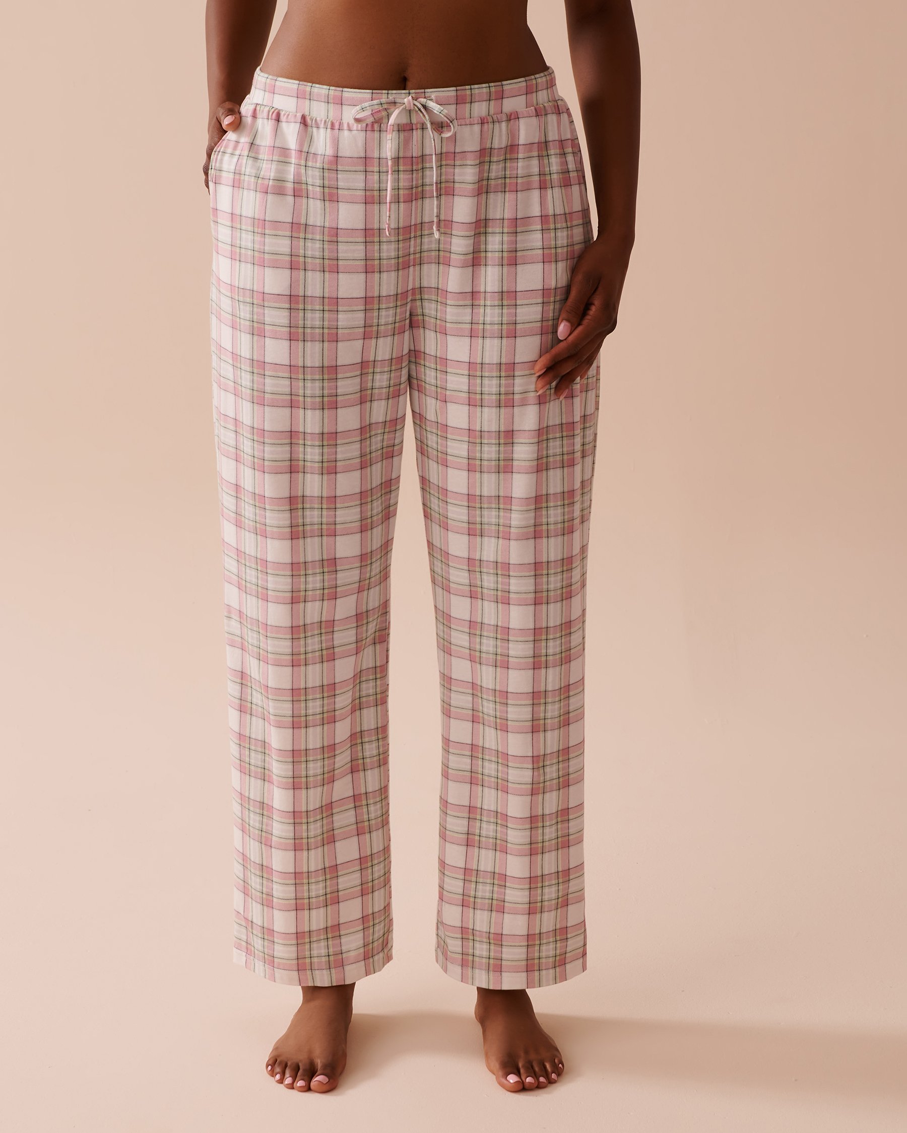 LA VIE EN ROSE Multicolor Plaid Cotton Pajama Pants Multicolor Plaid 40200681 - View1