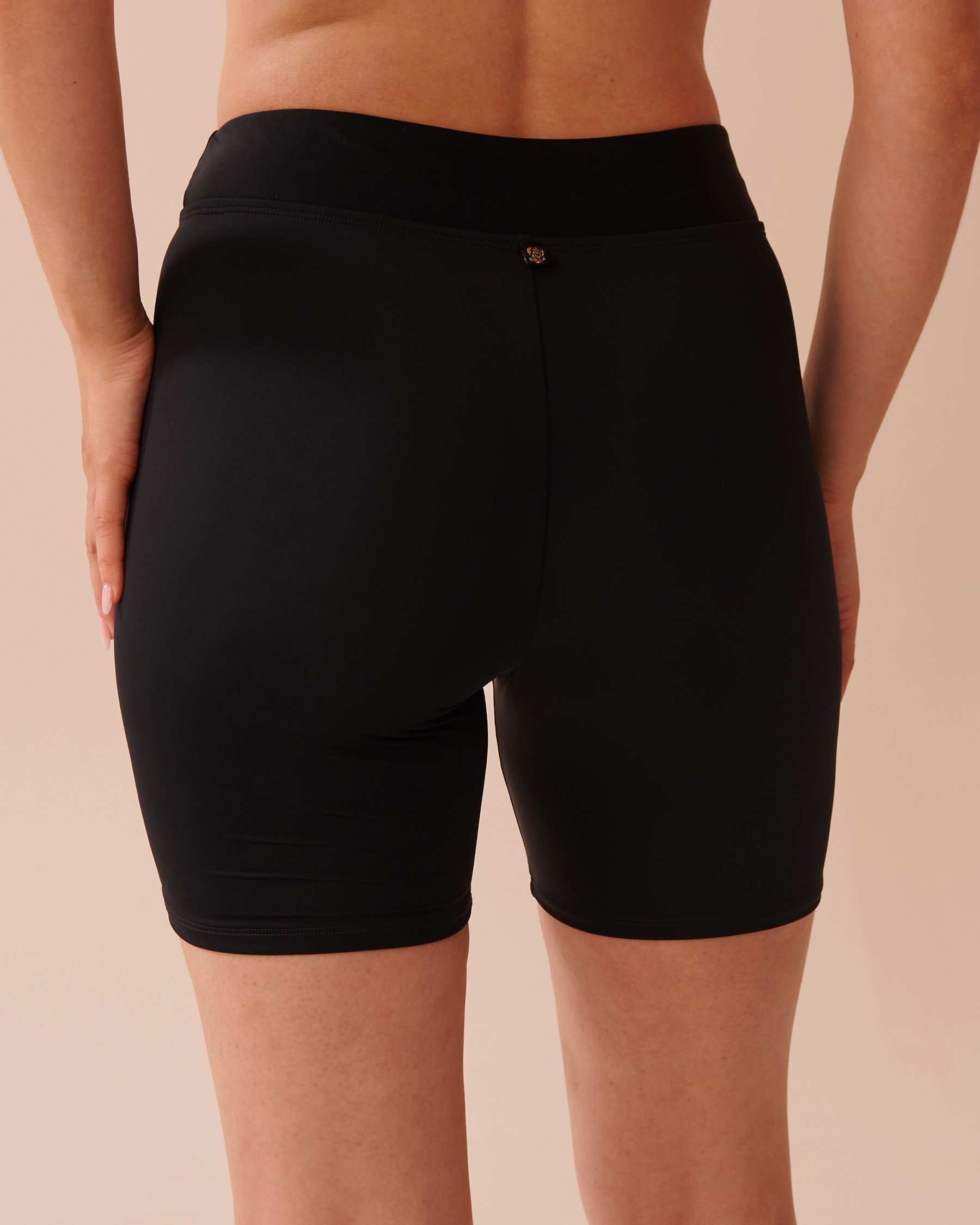 LA VIE EN ROSE AQUA BLACK High Waist Long Swim Shorts Black 70300636 - View2