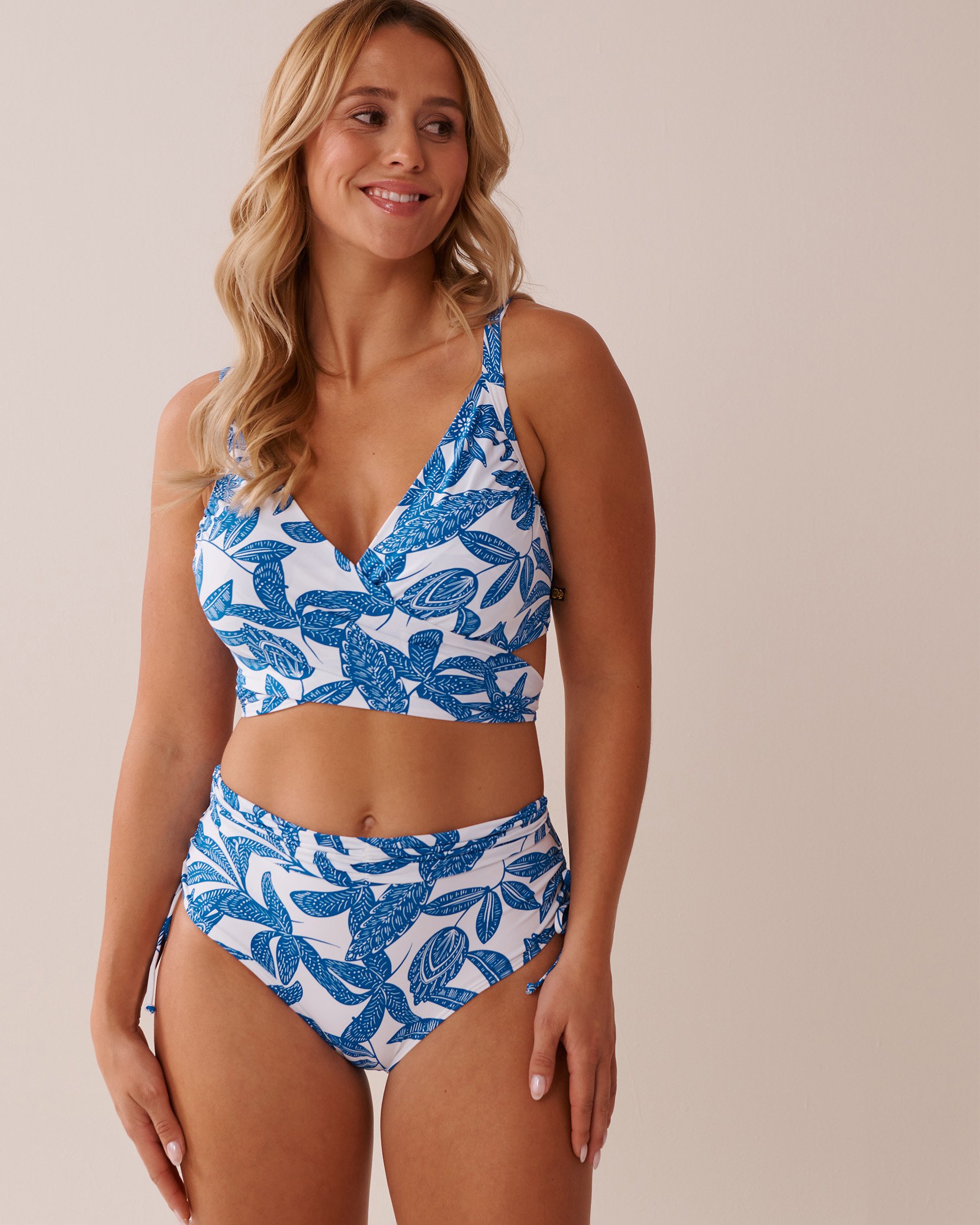 LA VIE EN ROSE AQUA MERMAID GARDEN D Cup Draped Bikini Top Mermaid Garden 70200158 - View1